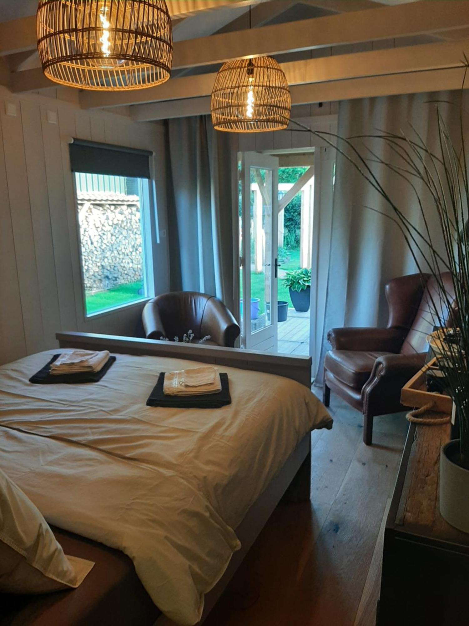 Bed En Breakfast Gees ภายนอก รูปภาพ